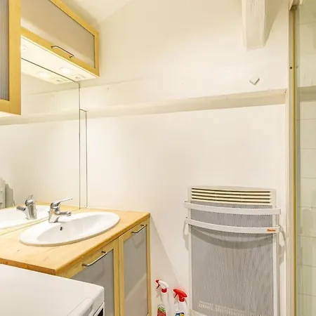 Guestready - Homelike Parisian Apt For 4pax アパート