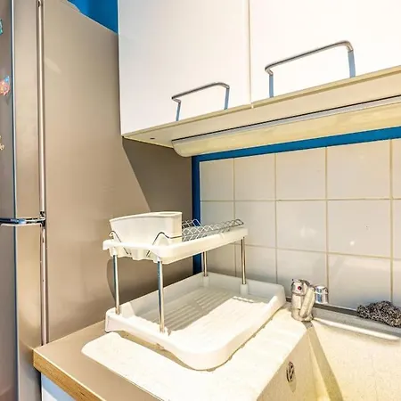 アパート Guestready - Homelike Parisian Apt For 4pax パリ